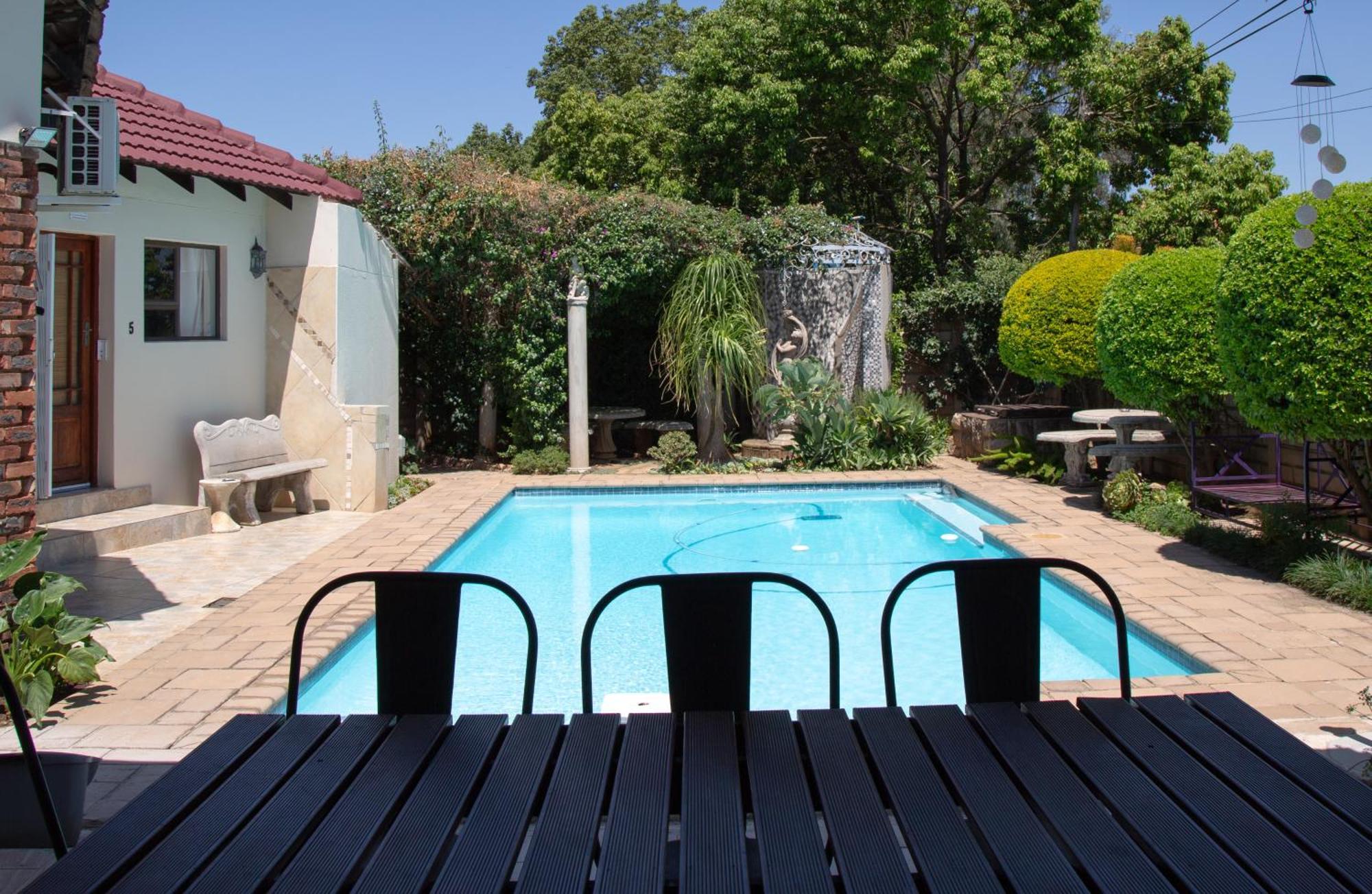 Xaviera Guest House Pretoria-Noord Eksteriør billede