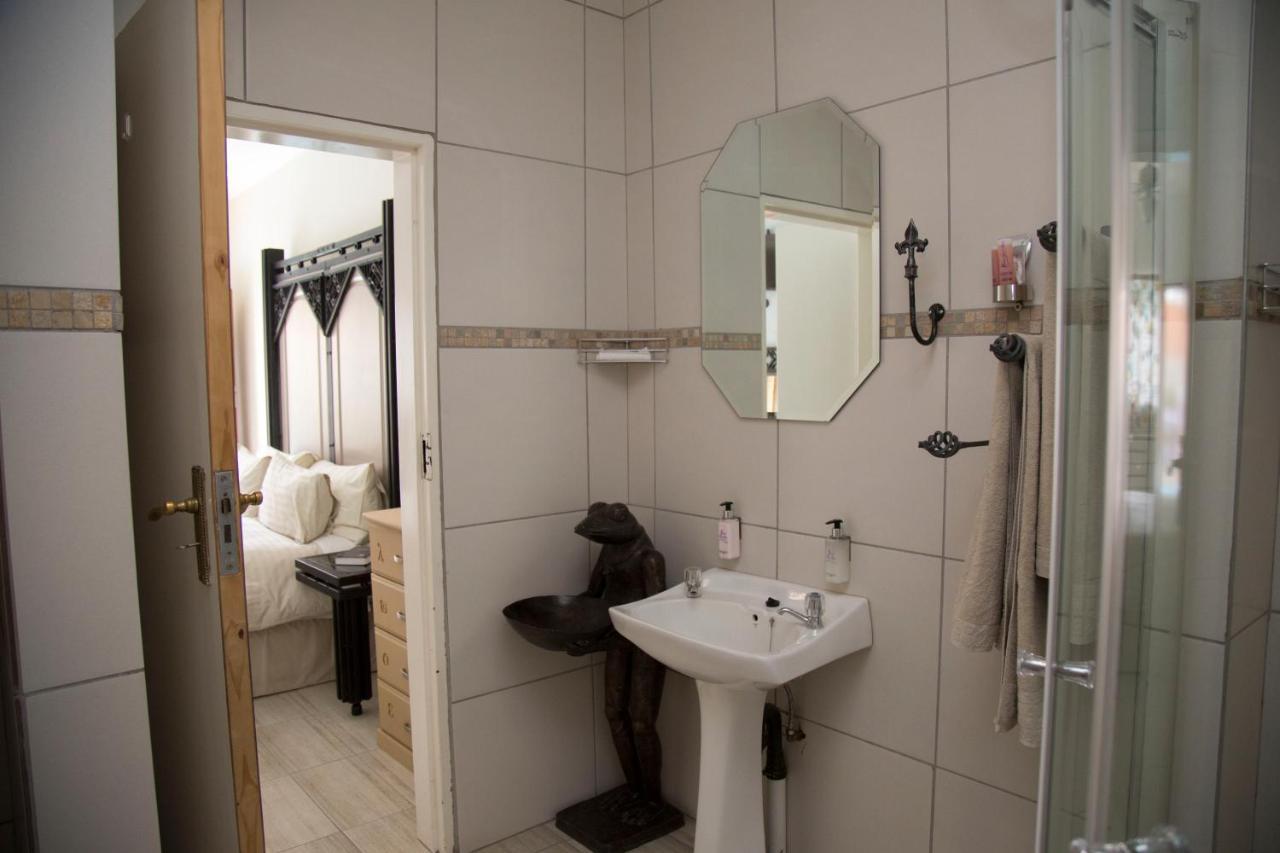 Xaviera Guest House Pretoria-Noord Eksteriør billede